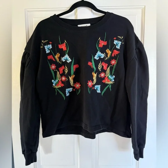 Jak & Rae Women’s sweatshirt Embroidered Floral Black size M - Picture 2 of 4